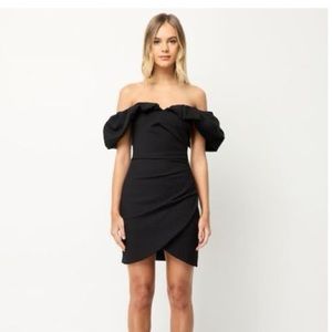 Elliatt Zanzibar Mini Dress Black NWT